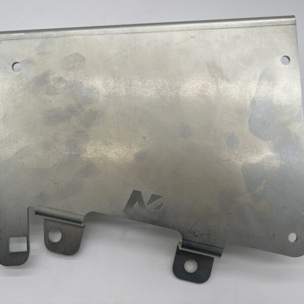 Platine support d'accessoires dans compartiment moteur Toyota HDJ100 N4-Offroad