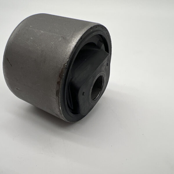 Alternative view of Kit de 4 silent blocs excentriques 2° caoutchouc HDJ80 KZJ70 HZJ78 Patrol GR Y60 Y61 N4-Offroad