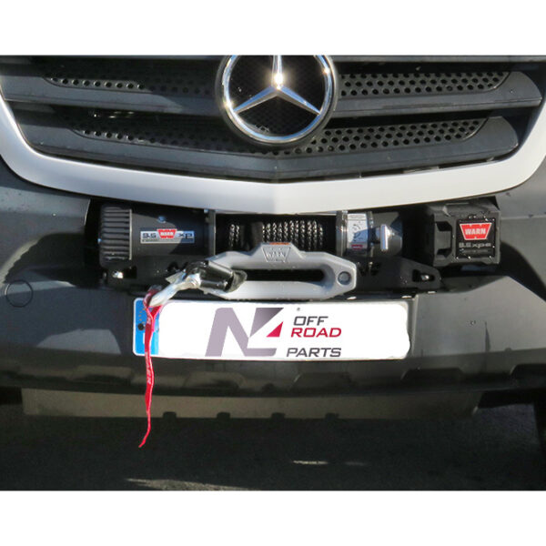 Alternative view of Platine de treuil intégrée au pare-chocs d'origine pour Volkswagen Crafter 2006-2016