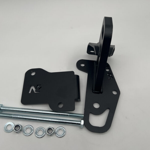 Alternative view of Anneau de remorquage renforcé avant gauche pour Mercedes Sprinter W906 W907 N4-Offroad