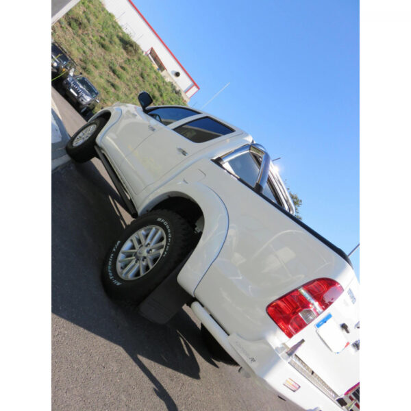 Alternative view of Protections tubulaires de bas de caisse Toyota Hilux Vigo N4-Offroad