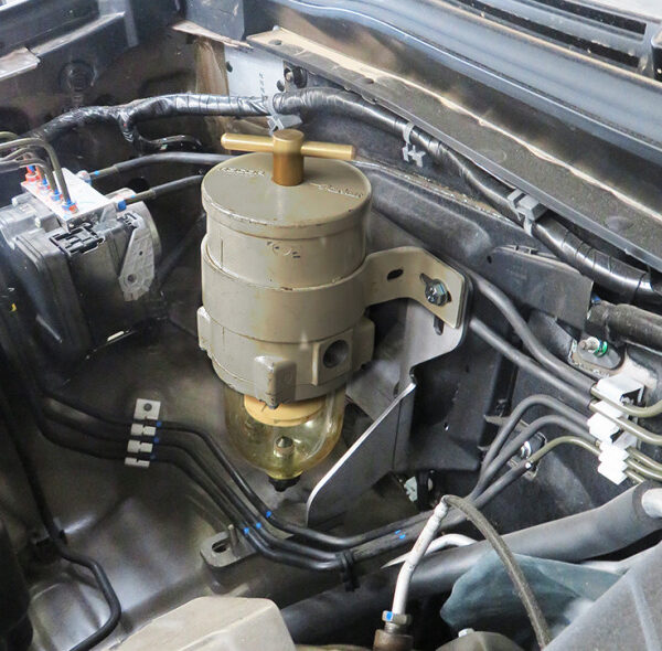 Alternative view of Kit de montage préfiltre Racor 500FG pour Fiat Fullback et Mitsubishi L200 IV Après 2015 N4-Offroad