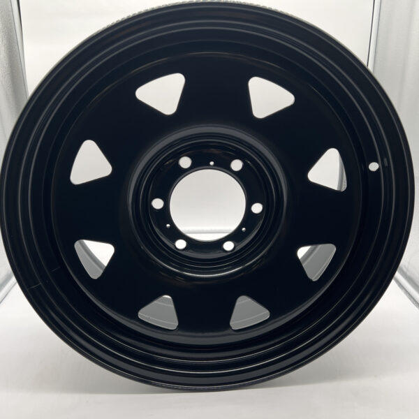 Alternative view of Jante acier Triangular noire 7.5X18 6x139.7 Toyota Land Cruiser et Hilux N4-Offroad