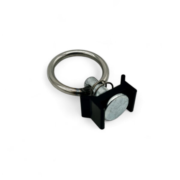 Alternative view of Pion simple arrimage Aero noir avec anneau 1500Kg