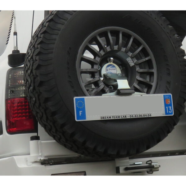 Alternative view of Porte roue de secours gauche Kaymar Toyota HDJ80 et Nissan Patrol GR Y60