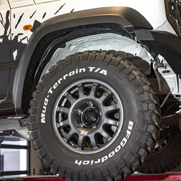 Jante Alu Braid Fullrace Grise 7x15 5x139 7 ET22 Jimny GL