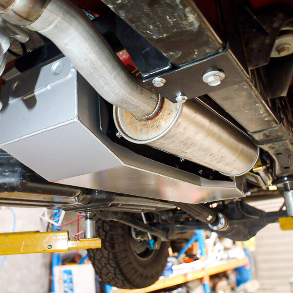 Alternative view of Echappement LRA Jeep Gladiator JT 3.6 v6 - pour montage du réservoir 64L supplementaire