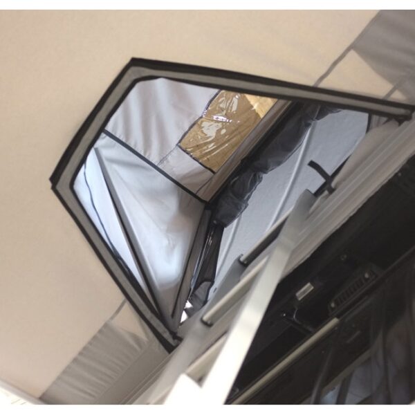 Alternative view of Tunnel de store entrée 58cm côté gauche pour tente de toit Space James Baroud