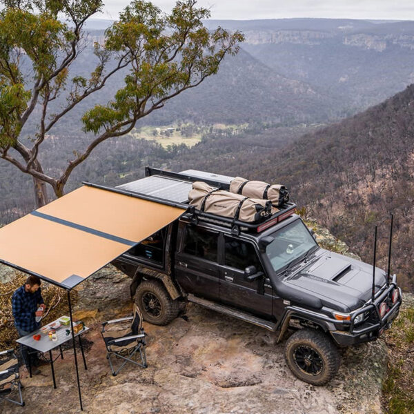 ARB ALUM AWN W/LIGHT 2500 BLK INCLUDES LIGHT INSTALLED-BLACK