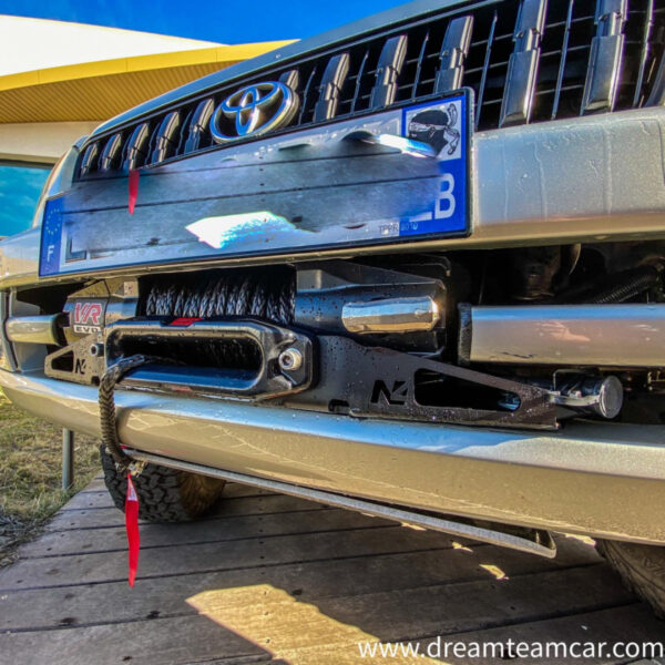 Alternative view of Platine de treuil intégrée au pare-chocs d'origine pour Toyota KZJ90 KZJ95 KDJ90 KDJ95