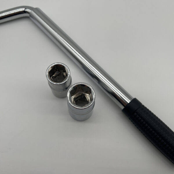 Alternative view of Clé Roue Télescopique avec Douille 17/19/21/23mm