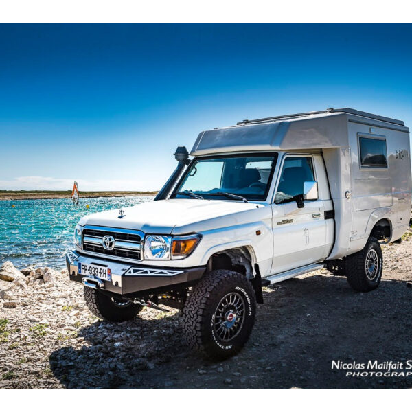 Alternative view of Pare-chocs avant Toyota série 7 N4-Offroad