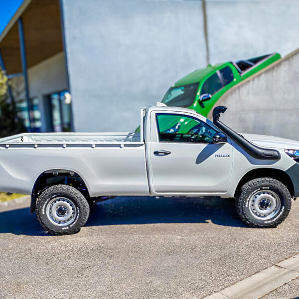 Snorkel Safari Toyota Hilux Revo D4-D - ailes étroites (simple cabine)