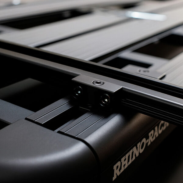 Barre de montage universel de tente de toit taille M James Baroud Quick Release