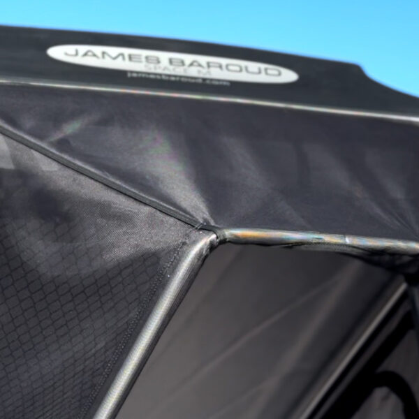 Avancée protection pluie et soleil James Baroud pour tente de toit Space M