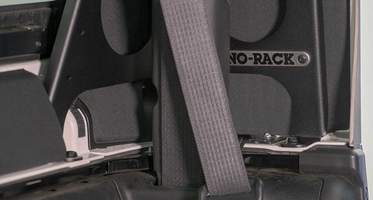 Rhino-Rack Backbone Mounting System - Jeep JT Gladiator Rhino Rack – Image 5