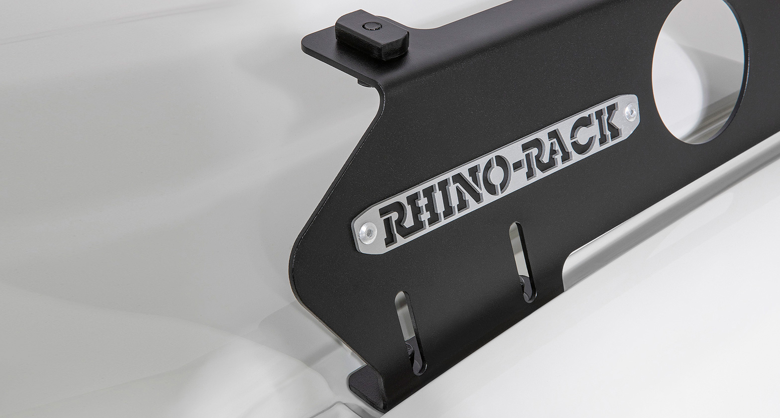 Rhino-Rack Backbone Mounting System for Toyota HiAce Gen6 Rhino Rack – Image 5