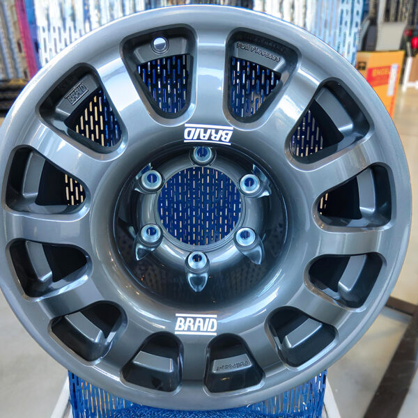 Jante Alu Braid Fullrace Grise 7x16 6x139 7 ET-10 Hilux Vigo Revo