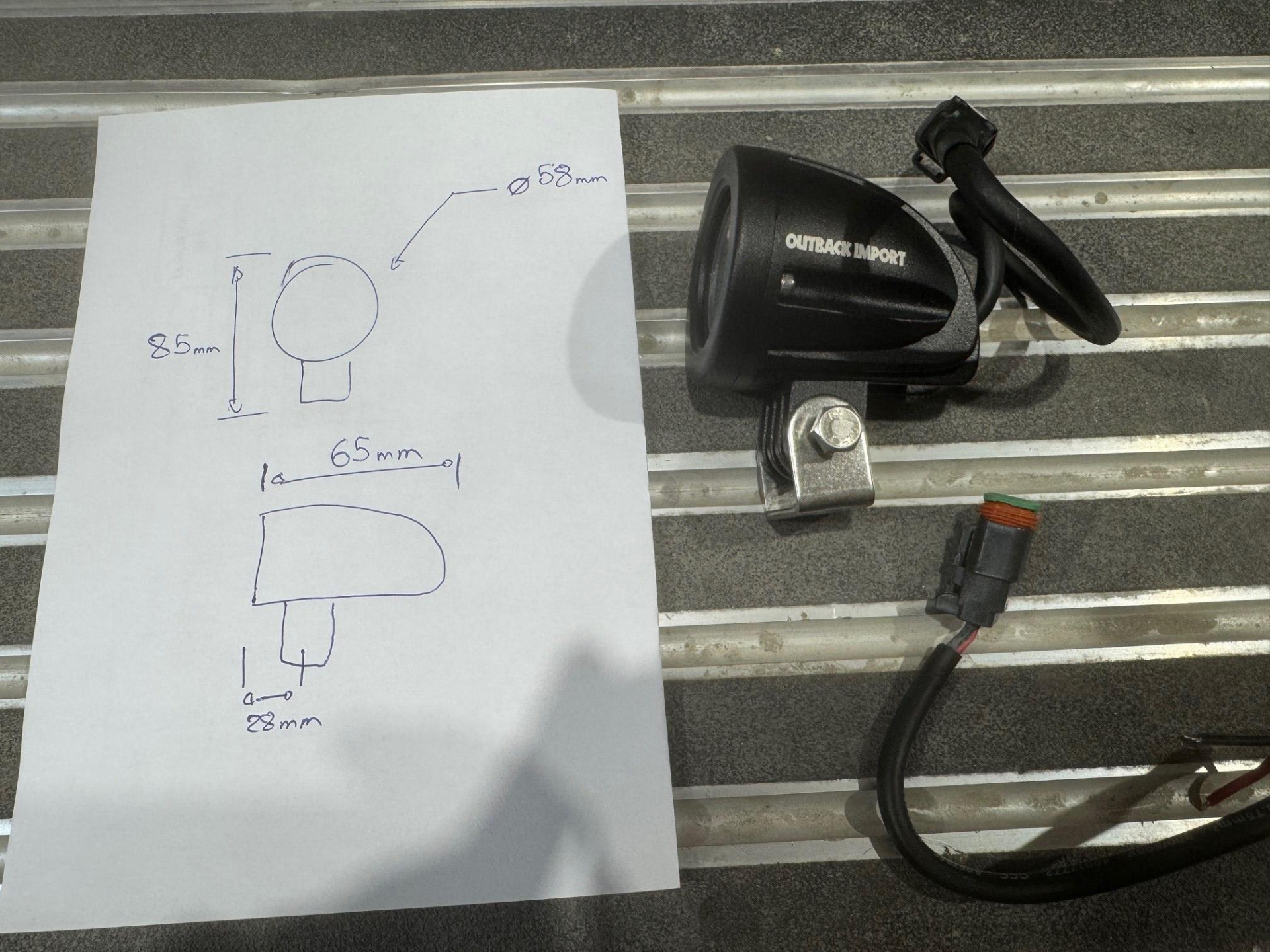 Phare rond spot Beam 1 LED 10 W 1000 lumens – Image 4