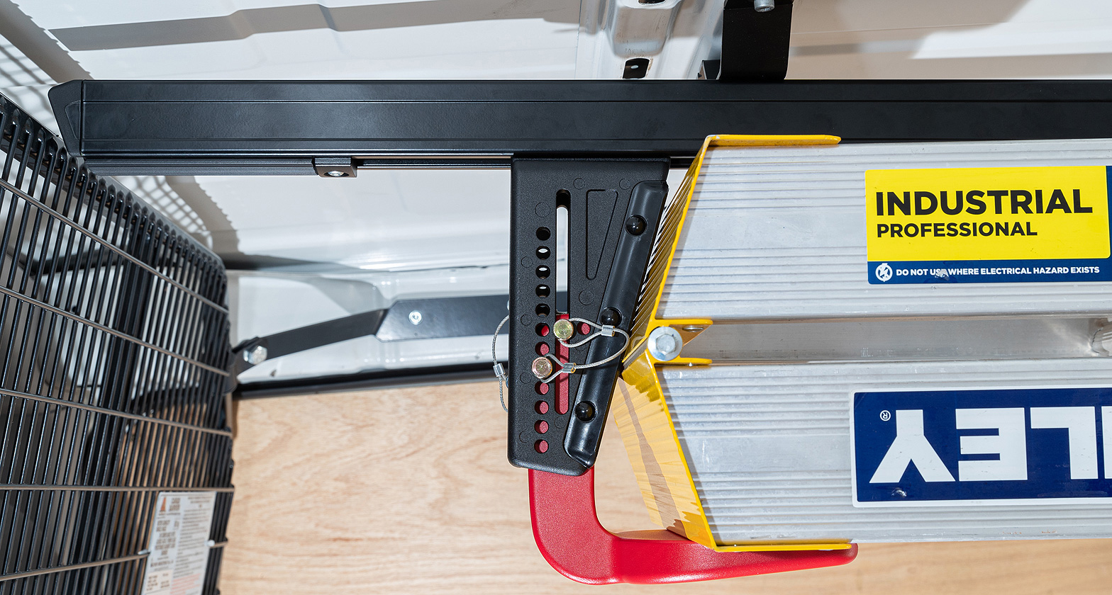 Système de porte-échelle interieur pour Hyundai iLoad 08 Hyundai iLoad 2008-2021 – Image 11