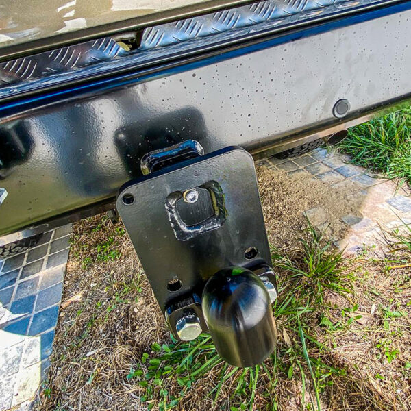Alternative view of Entretoise homologuée avec rattrapage de jeu carré 2" attelage plaque 4 trous N4-Offroad