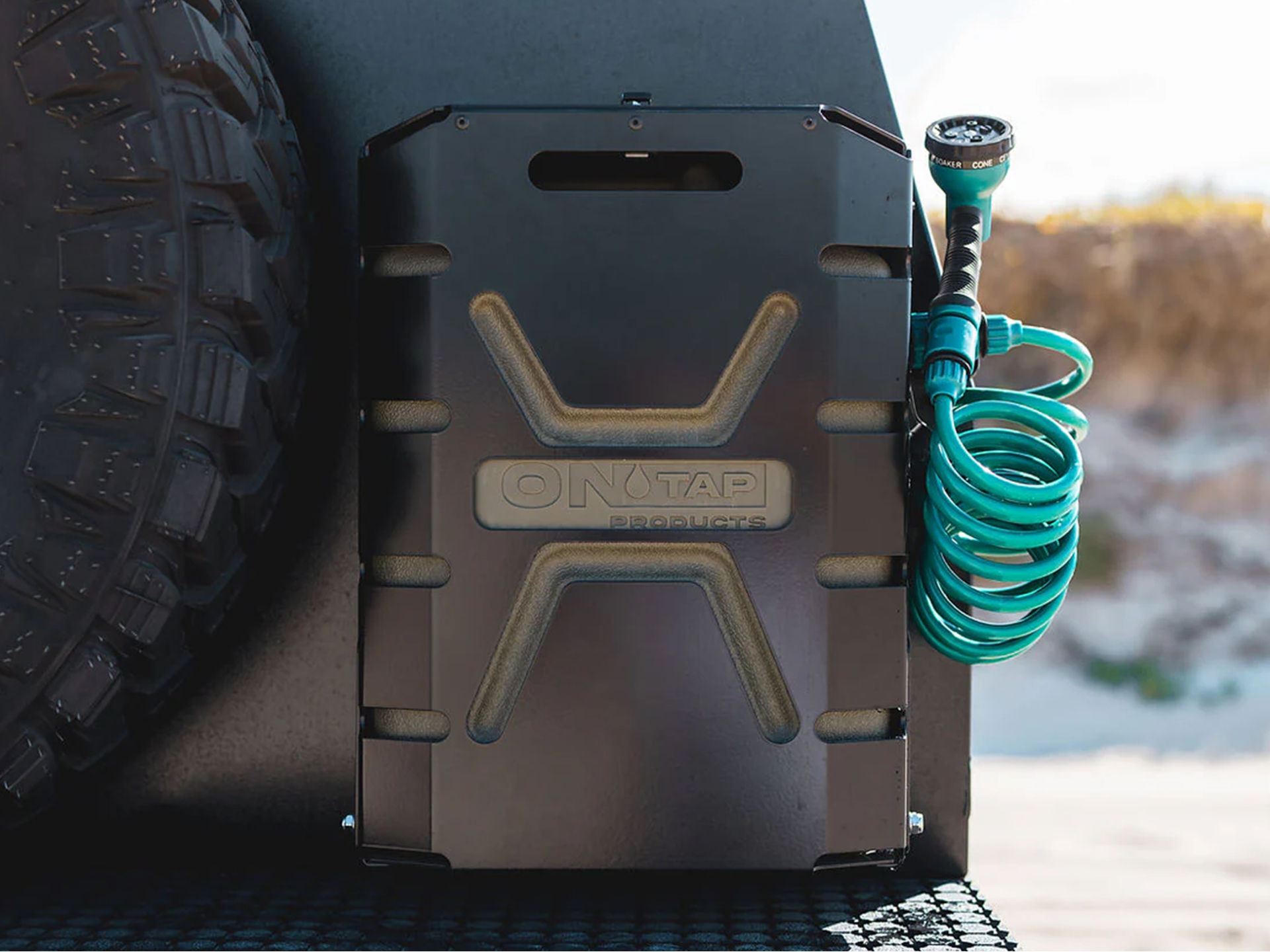 Support de Jerry Can 22L verrouillable Ontap noir – Image 7