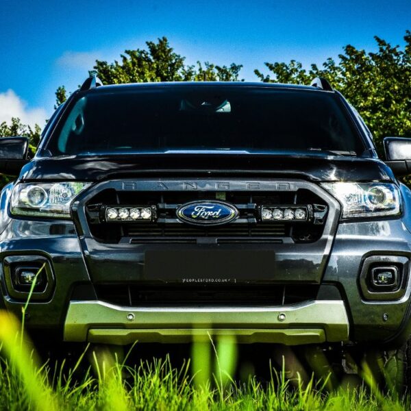 Alternative view of KIT MONTAGE RRR4 CALANDRE FORD RANGER 2019-2023