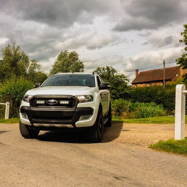 KIT MONTAGE RRR4 CALANDRE FORD RANGER 2016-2019 – Image 4