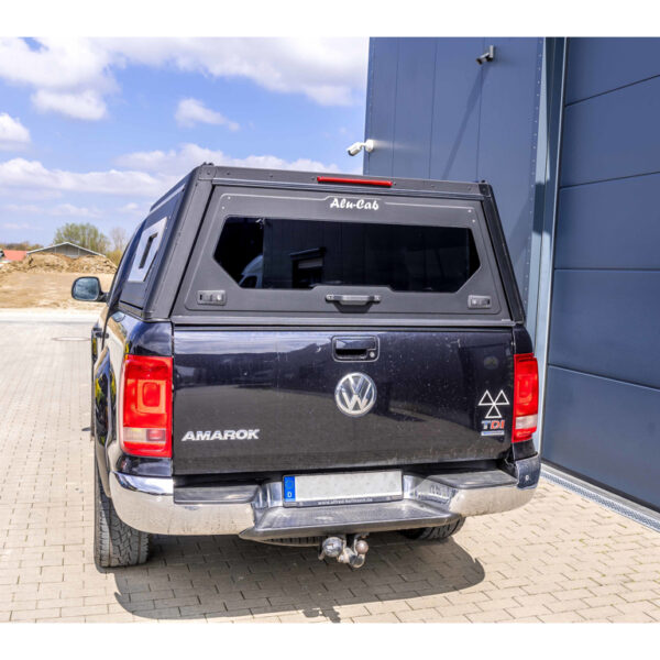 Hardtop Contour noir lisse avec fenêtre latérale Volkswagen Amarok 2010-2022 DC Alu-Cab