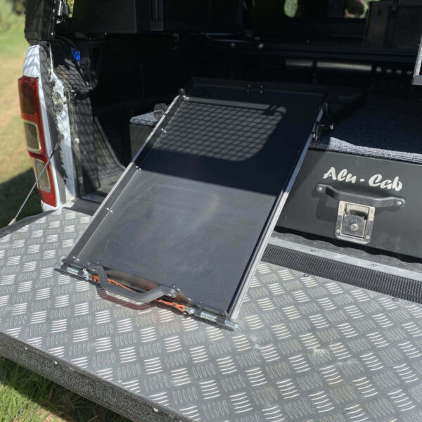 Plateau coulissant basculant pour réfrigérateur 50L Alu-Cab