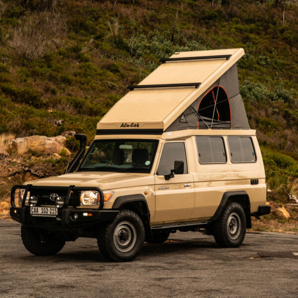 Toit relevable beige Alu-Cab Hercules G2 Land Cruiser 75 78