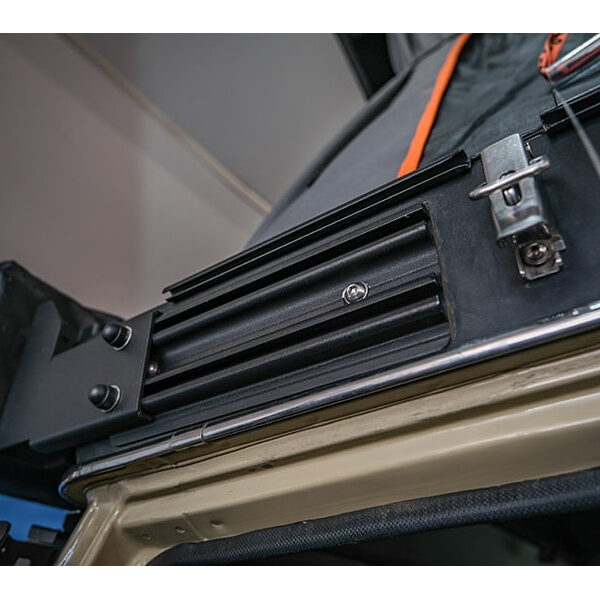 Support de store droit toit relevable THOR Toyota Land Cruiser 76 Alu-Cab