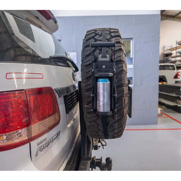 Kit de montage de presse canette sur roue de secours Can Crusher Alu-Cab