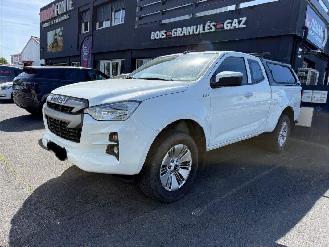 ISUZU D-MAX