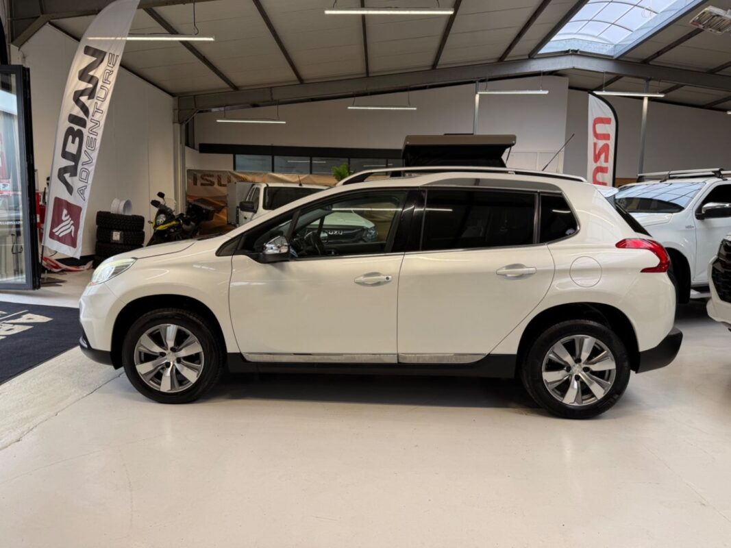 PEUGEOT 2008