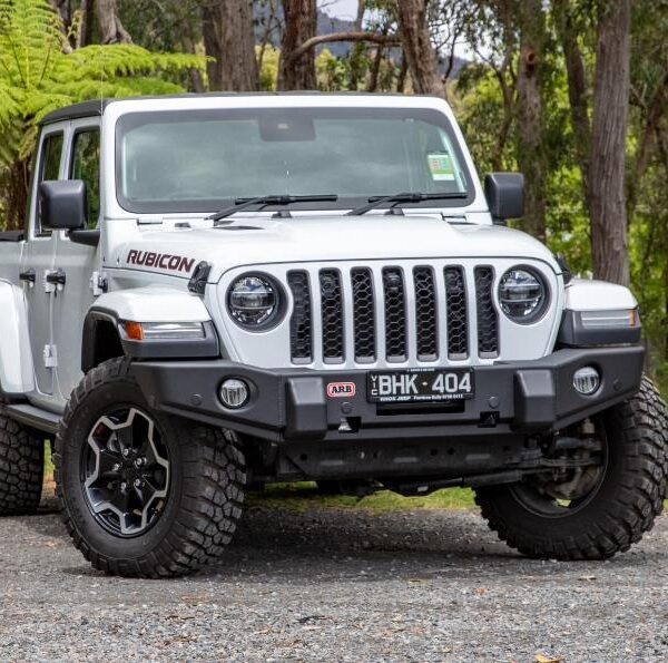 WINCH BUMPER SUIT JL/JT INCL SENSORS