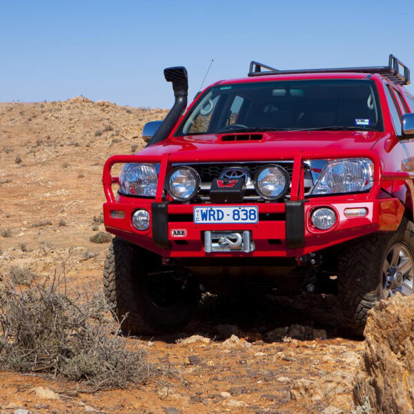 W/BAR HILUX 05-11 FLARES AF2O