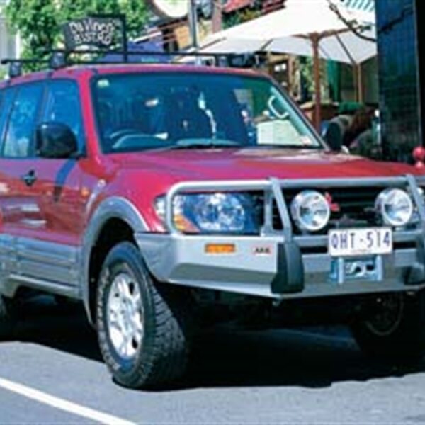 Pare chocs Winch Bar Pajero III DID avant 03