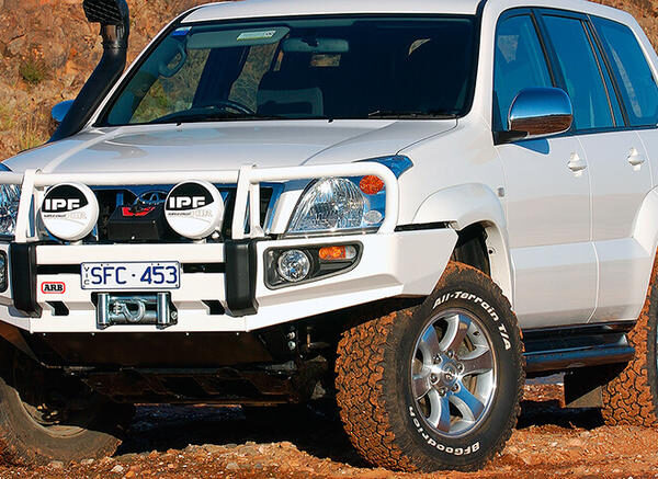 Alternative view of WINCHBAR BLACK PRADO 120 03-09 W/FLR AFO 8-9.5