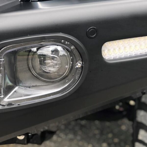 Alternative view of SUMMIT SAHARA SUITS MY21 BT50 AF2O 8-10 MATT BLACK