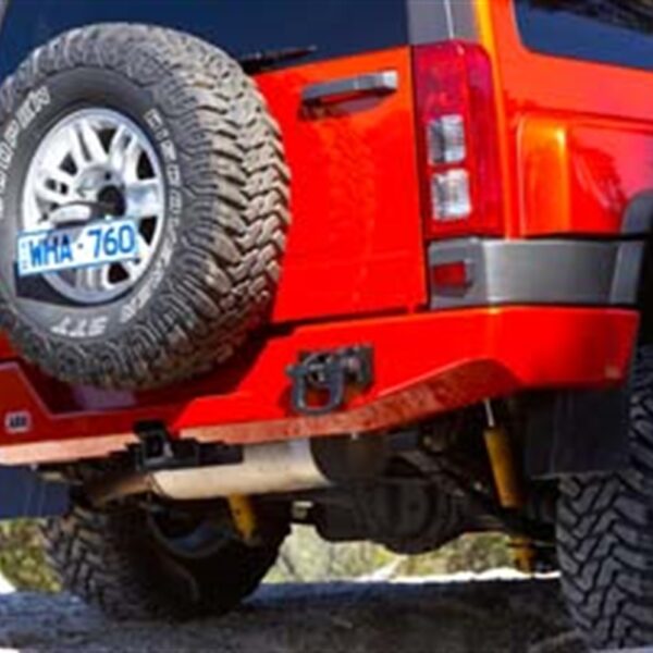 Alternative view of REAR BAR HUMMER H3 NO FLARES