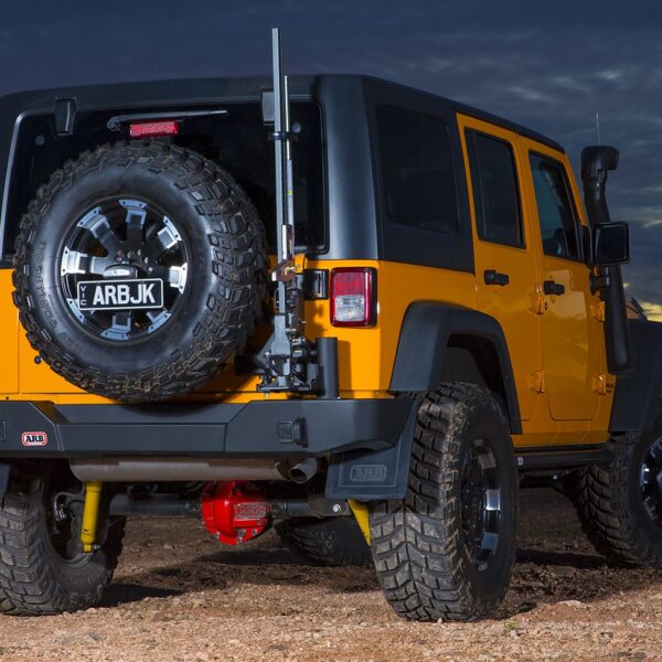 Alternative view of Porte roue ARB Jeep JK noir epoxy