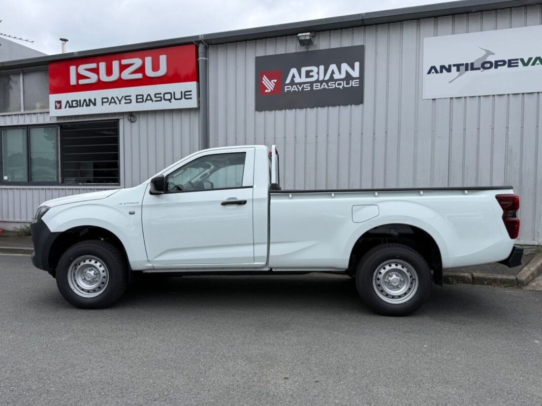 ISUZU D-MAX