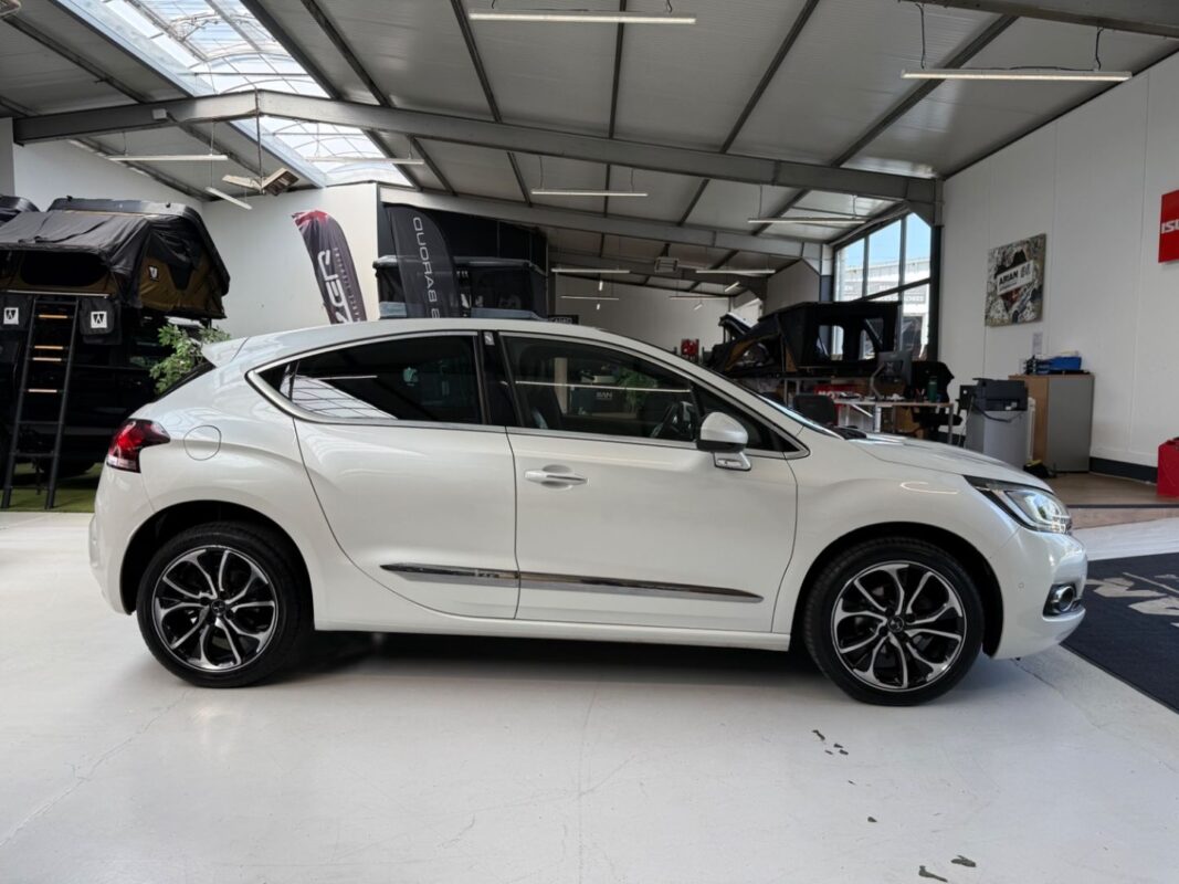 DS DS4