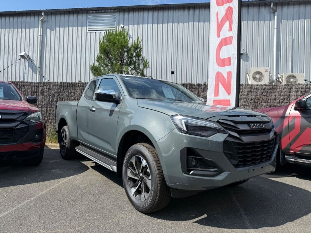 ISUZU D-MAX