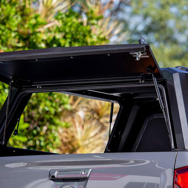 Hardtop Dodge RAM 1500 Double Cab 2019+ RSI SmartCap EVO Defender noir Short Bed – Image 14
