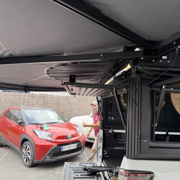 Hardtop aluminium Traveller avec toit relevable – Image 12