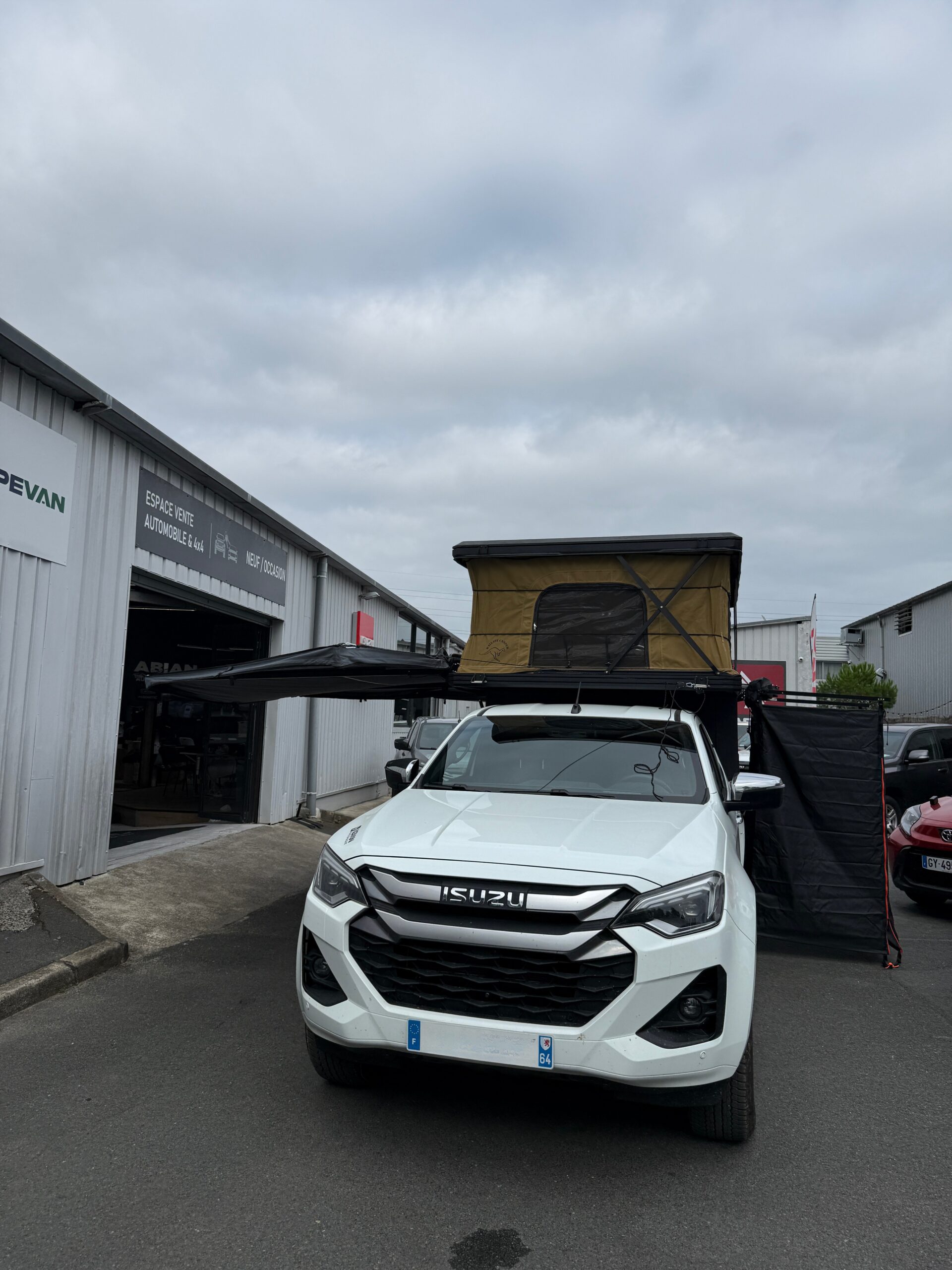 Hardtop aluminium Traveller avec toit relevable – Image 15