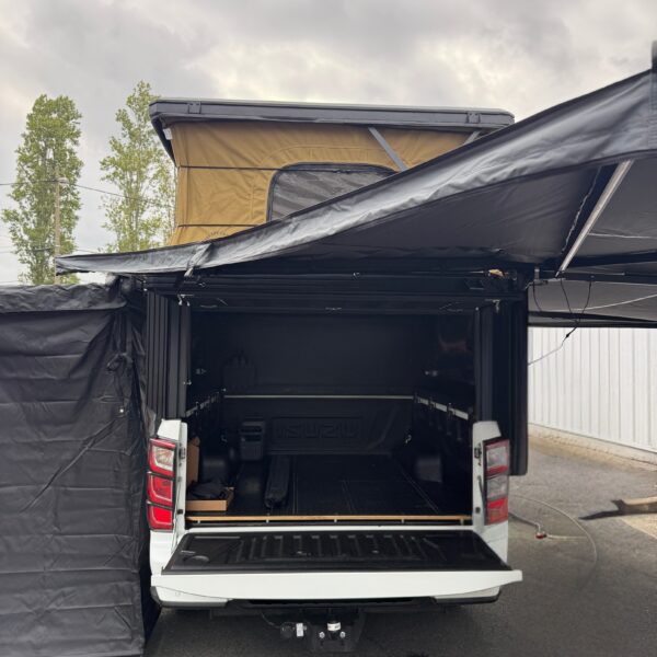 Hardtop aluminium Traveller avec toit relevable – Image 25