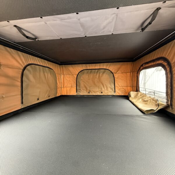 Hardtop aluminium Traveller avec toit relevable – Image 5